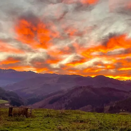 منزل ريفي Troi Landetxea, Con Encanto En El Goierri, Gipuzkoa, Pais Vasco Mutiloa