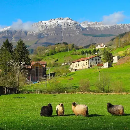 منزل ريفي Troi Landetxea, Con Encanto En El Goierri, Gipuzkoa, Pais Vasco *